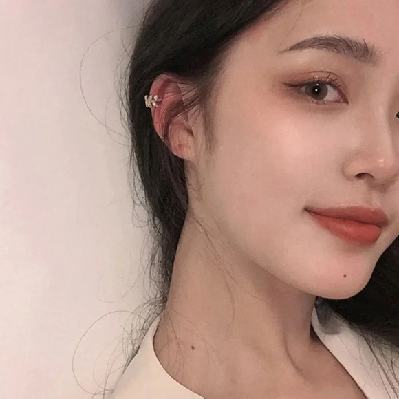 Sterling Silver Diamond Leaf Ear Cuffs Gold Silver - Picture 5 of 12